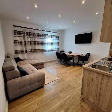 Murtal Appartement Groessingblick Top 2 Zeltweg Extérieur photo